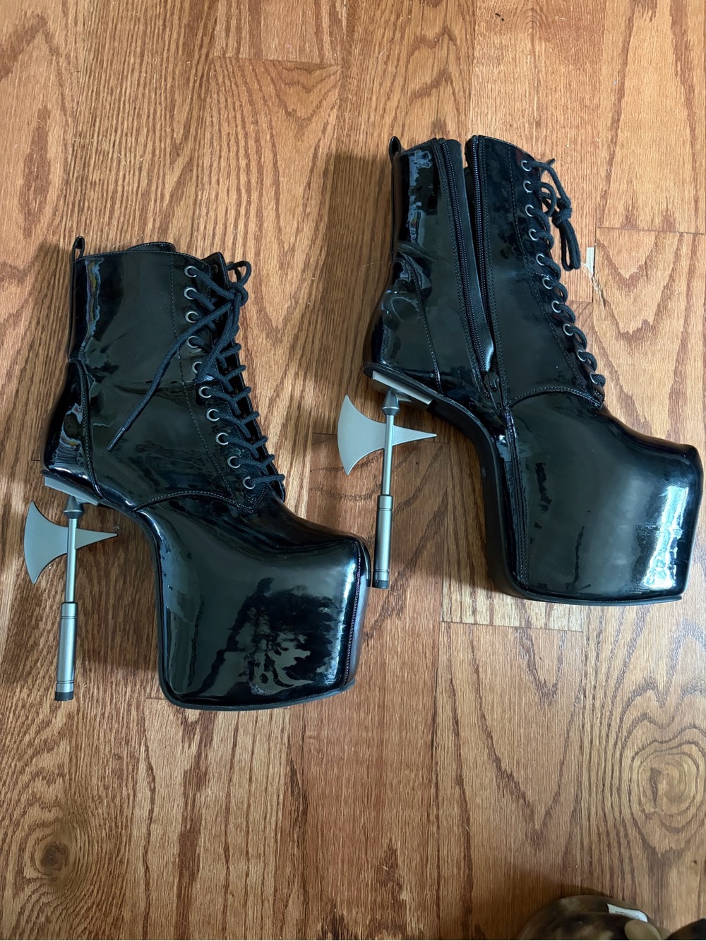 Widow Axe heeled boots - Picture 2 of 4